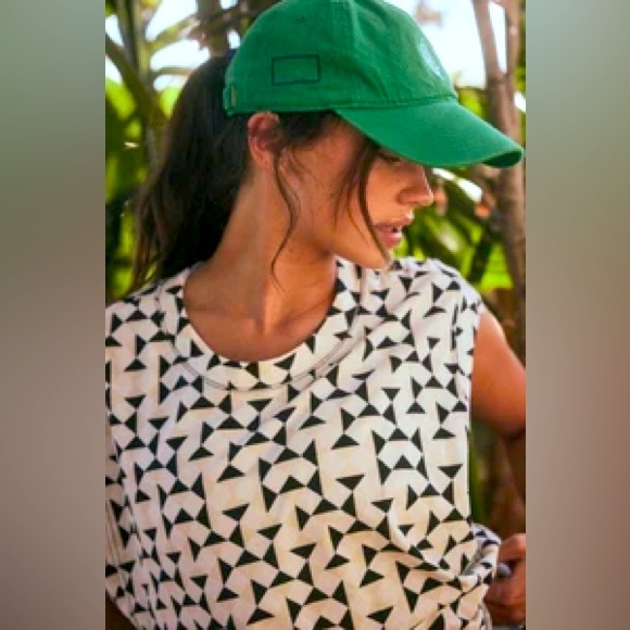 Free People  Movement Boxy Geometric Tank Top - Picture 2 of 7